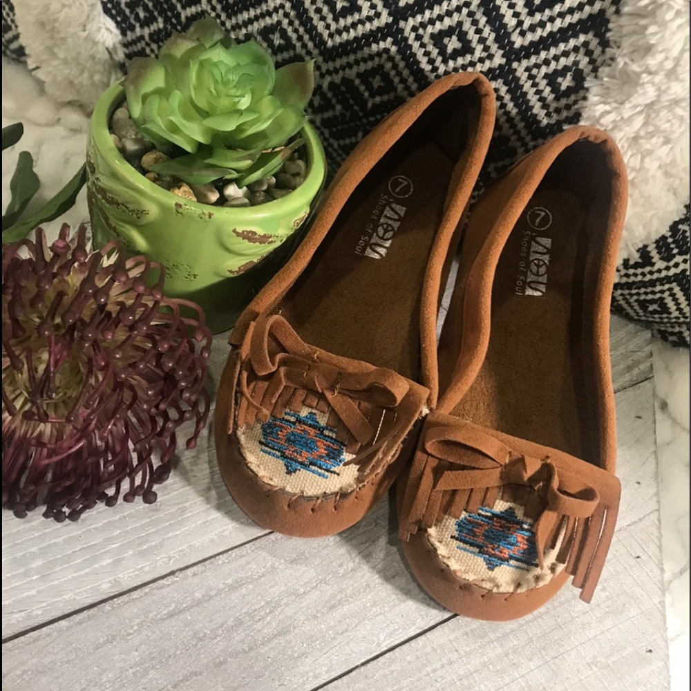 ✔️New Shoes of Soul Embroidered Moccasin